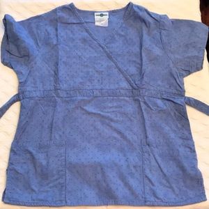 1 scrub top, brand is Scrub Envy